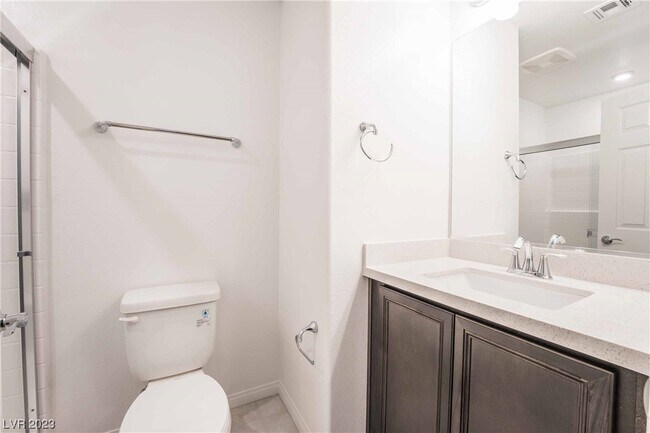 Building Photo - 623 Sedum Ave.