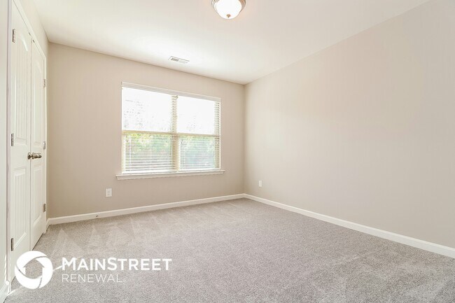 Building Photo - 41 Marsala Dr