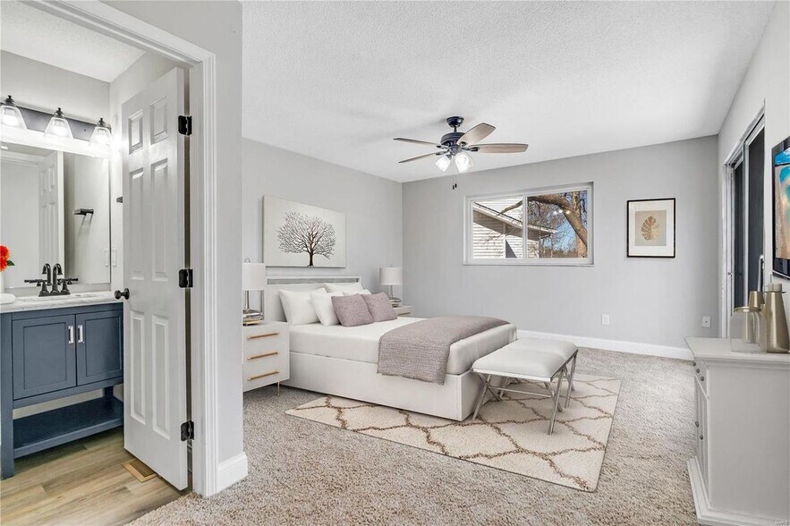 Building Photo - 11203 Sherwood Oak Ct