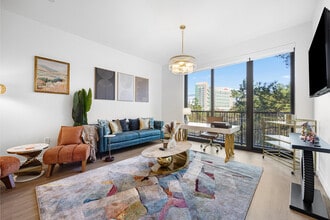 Building Photo - 1 Riva Row