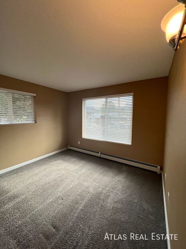 Building Photo - 12111 W Nevada Dr