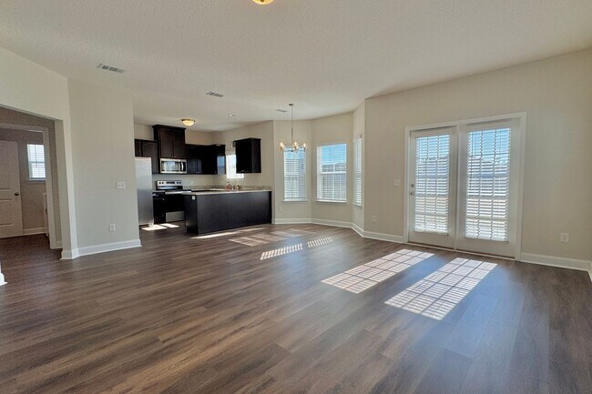 Building Photo - AVAILABLE NOW! (One Pet Maximum)