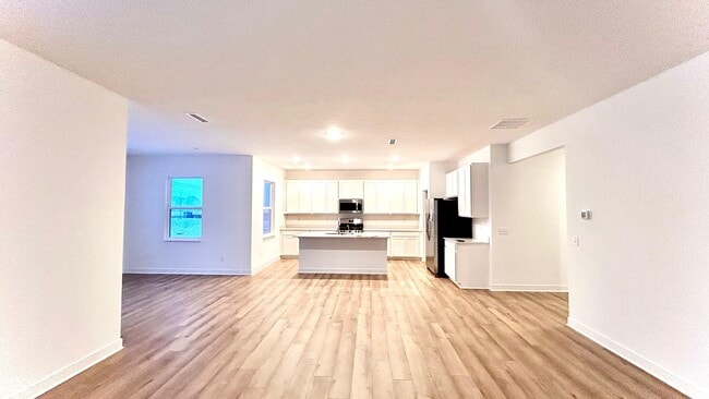 Building Photo - 6756 Sugar Crk Ln