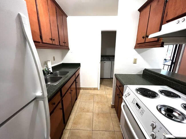 Building Photo - Laulea Town Houses (Mililani) - 3 bdrm/2.5 bath/2 parking