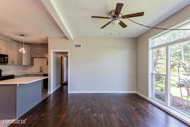 Building Photo - 4 br, 2 bath House - 6026 Danube Way