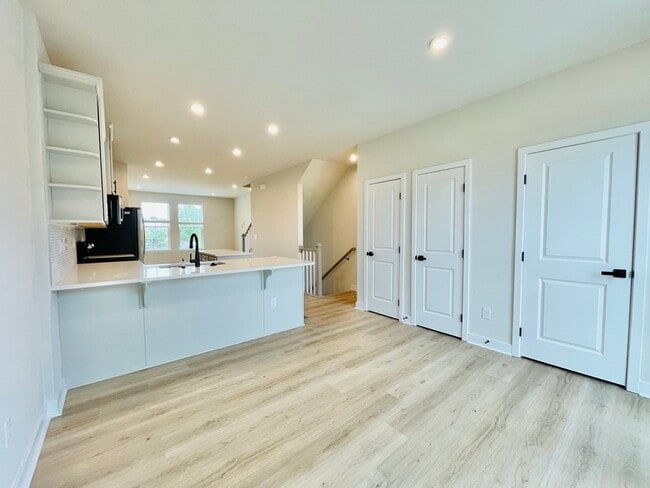 Building Photo - 3206 Coquina Ln