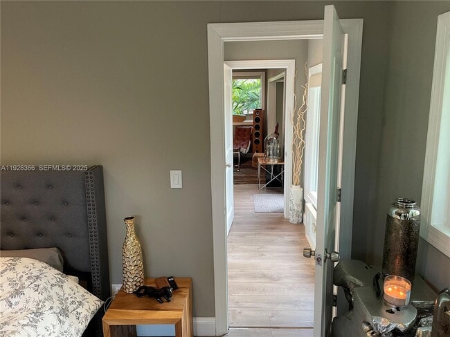 Building Photo - 2654 SW 25th Ter