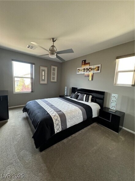 Building Photo - 745 Shiva St