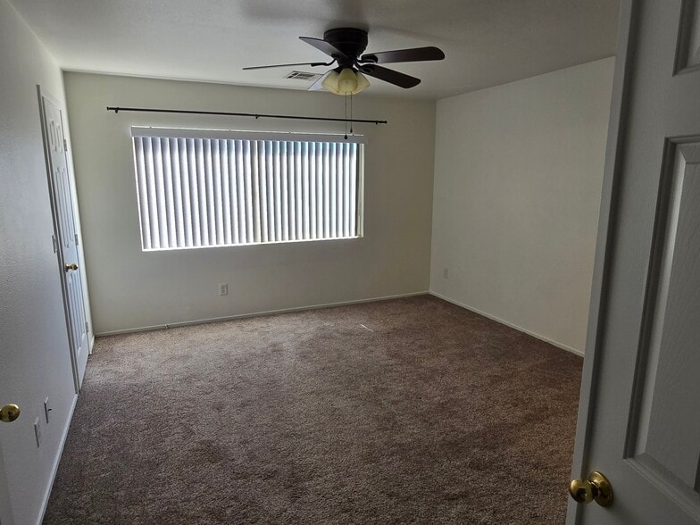Master Bedroom - 9579 Camelback Peak Ct