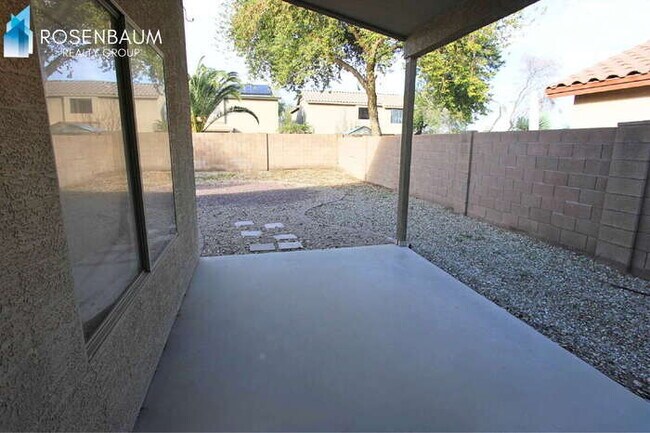 Building Photo - Charming 3-beds, 2-baths home in Wigwam Creek of Litchfield Park!