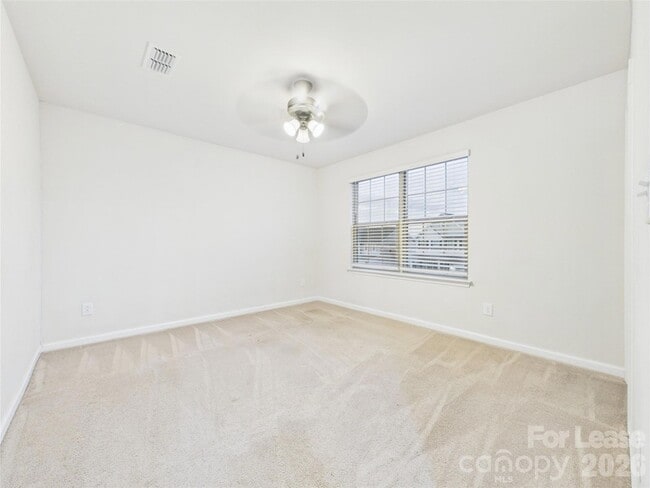 Building Photo - 7274 Waterwheel St SW