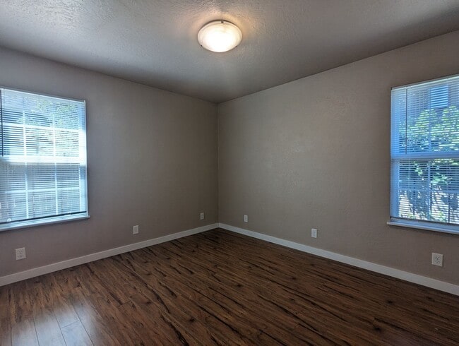 Building Photo - 4-Bedroom, 2-Bath Home In The Amazon Area ...