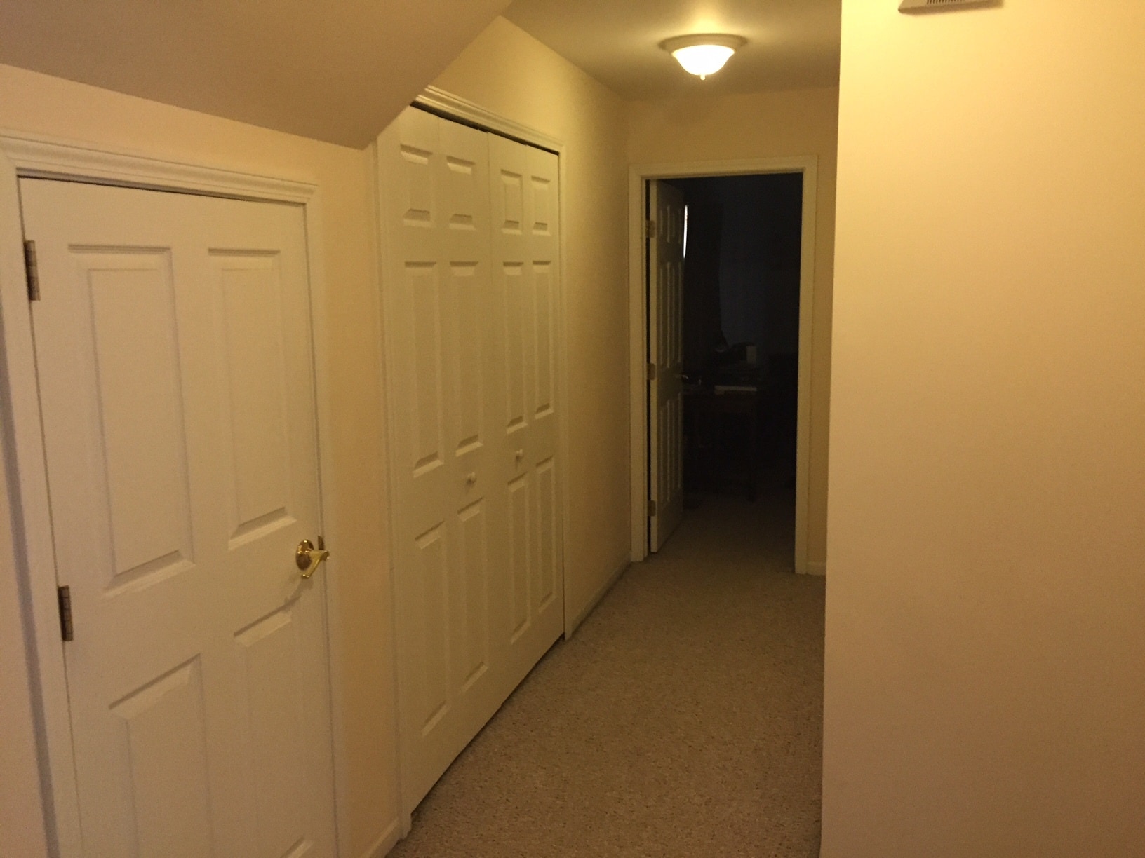 Building Photo - 306 Beakes St