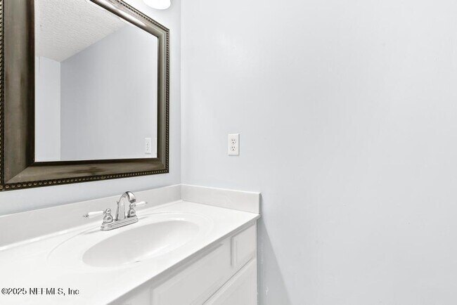 Building Photo - 5400 La Moya Ave