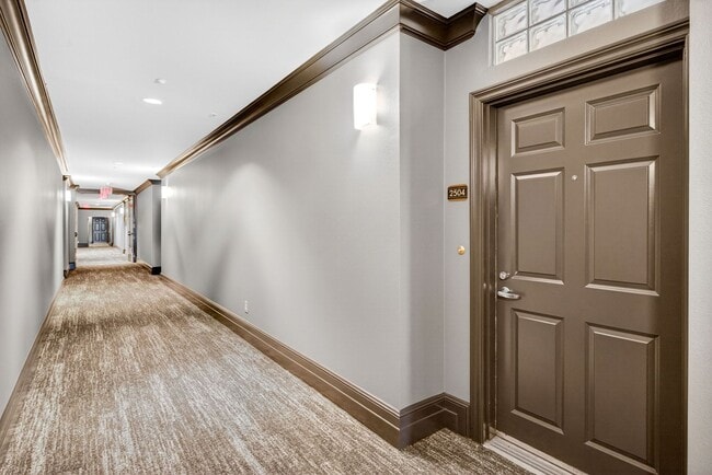 Building Photo - Luxury Downtown San Diego Condo | 2BR/2BA at Park Blvd West – $3,300/mo