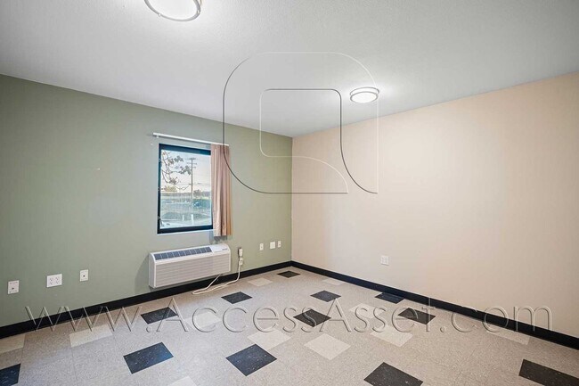 Building Photo - Inviting Cozy Studio With 1 Bath In Mountain Center!