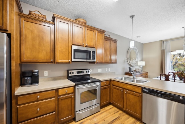 Building Photo - 18422 Lafayette Way