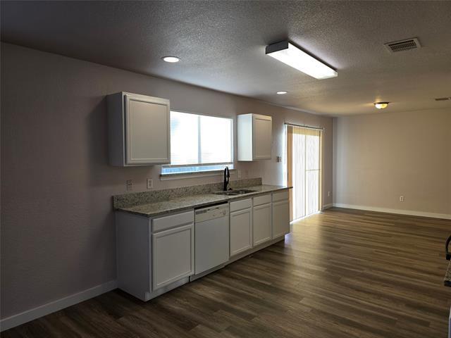 Building Photo - 7112 Kickapoo Dr