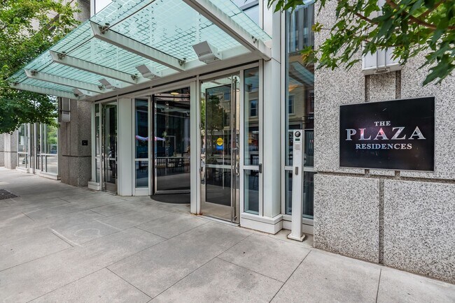 Building Photo - ** 2 MONTHS OF FREE RENT ** Living the Sky Life in Downtown Raleigh! 1 BE/1 BA Condo on the 32nd ...