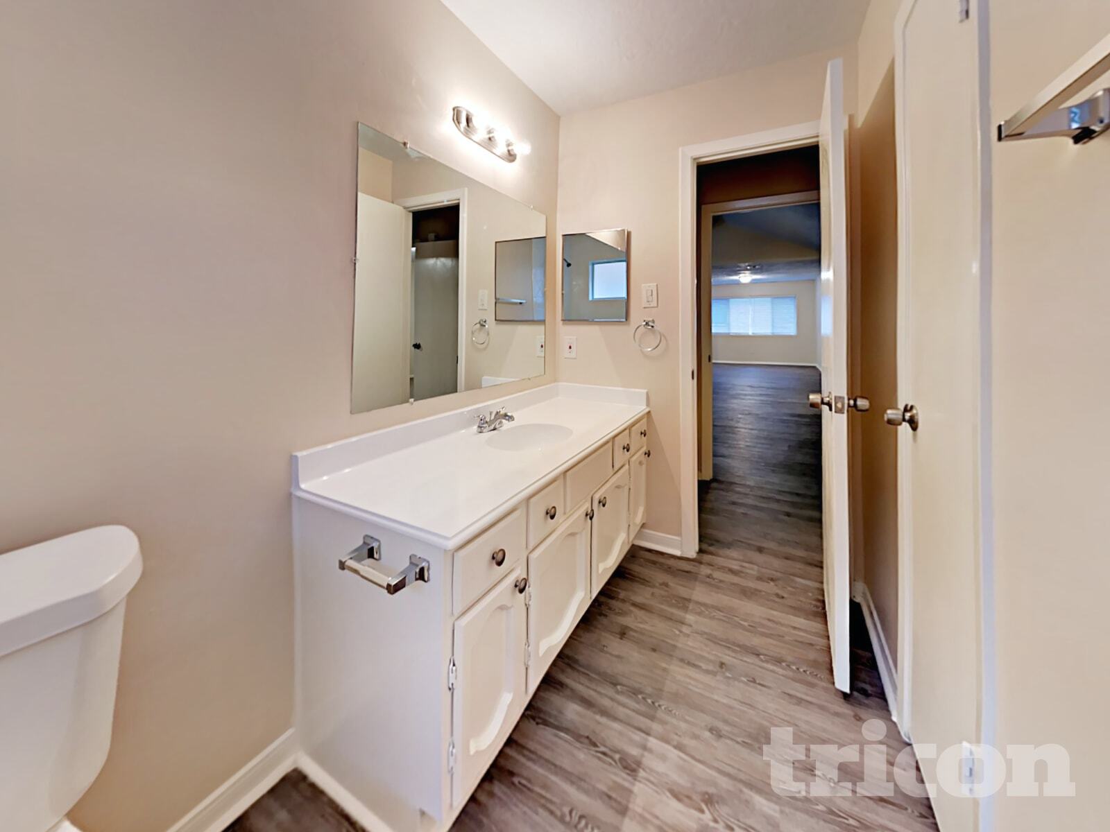 Building Photo - 19638 Southaven Dr