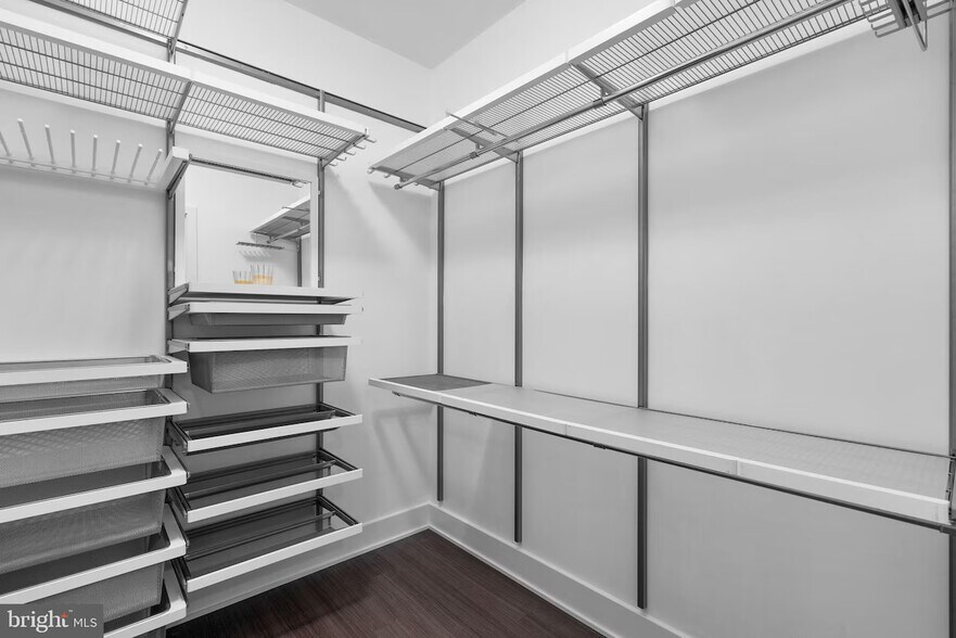 Wallk-in with custom Container Store closet - 145 Riverhaven Dr
