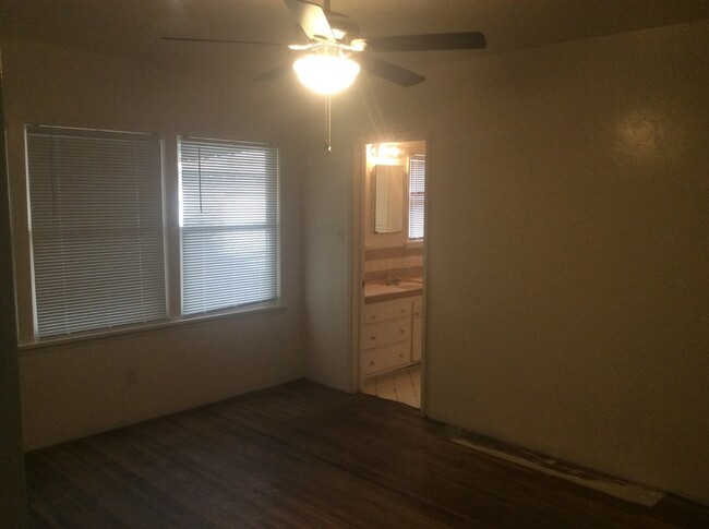 Building Photo - 426 Highland Dr