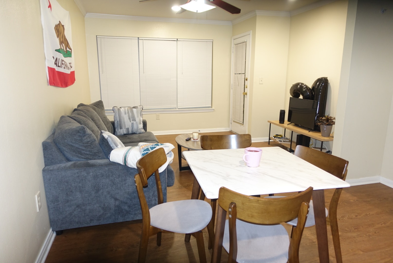 Building Photo - 501 W 26th St