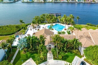 Building Photo - 3604 S Ocean Blvd