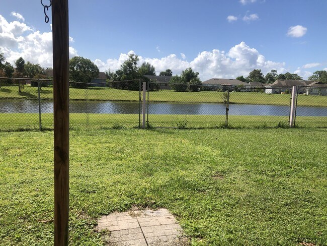 Building Photo - 456 Boxwood Ct