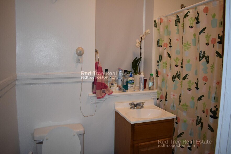 Building Photo - 11 Mt Hood Rd