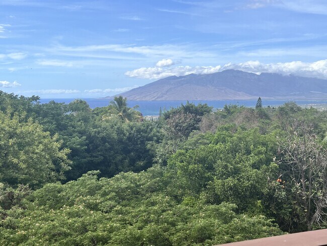 Building Photo - 904 Kupulau Dr