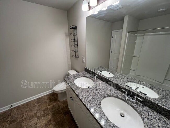 Building Photo - 130 Skipjack Ct