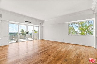 Building Photo - 1155 N La Cienega Blvd