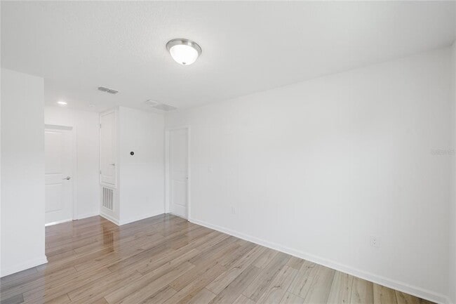 Building Photo - 2910 Black Birch Dr