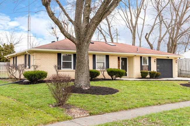 Building Photo - 6757 Summerdale Dr