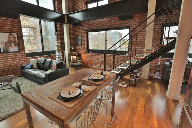 Building Photo - One-of-a-Kind Loft for Rent at Plant 51 in Downtown San Jose
