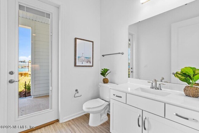 Building Photo - 469 Marquesa Cir