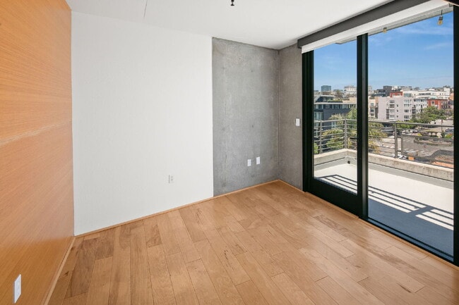 Building Photo - 1780 Kettner Blvd