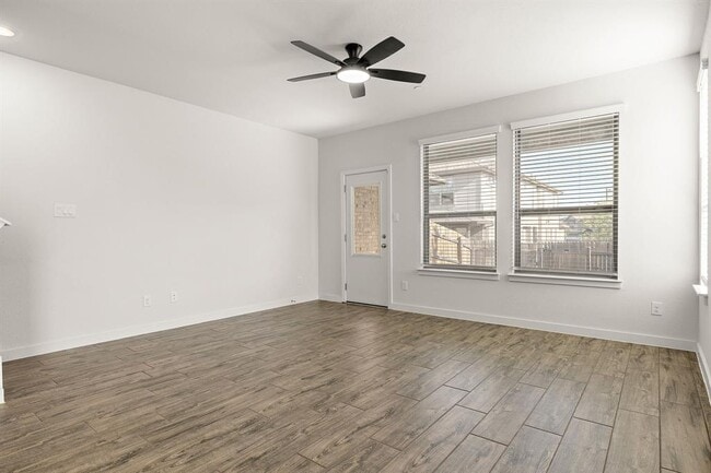 Building Photo - 2500 FOREST CREEK Dr