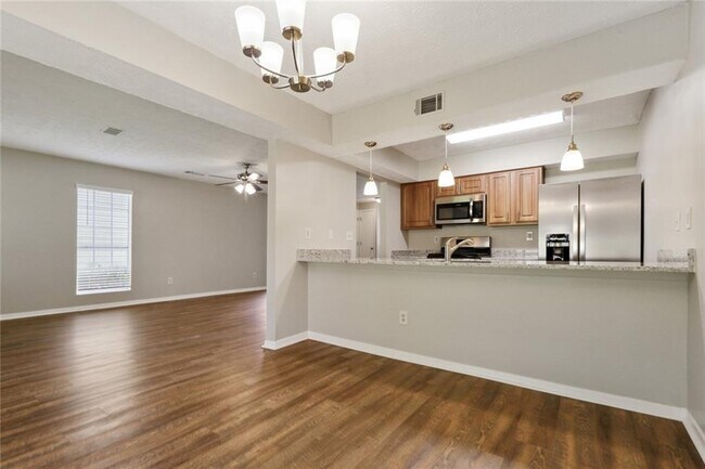 Building Photo - 1598 Esquire Pl NW