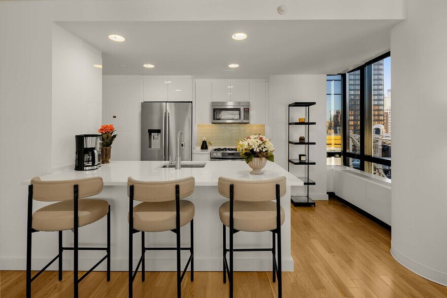 Building Photo - 1113 York Ave