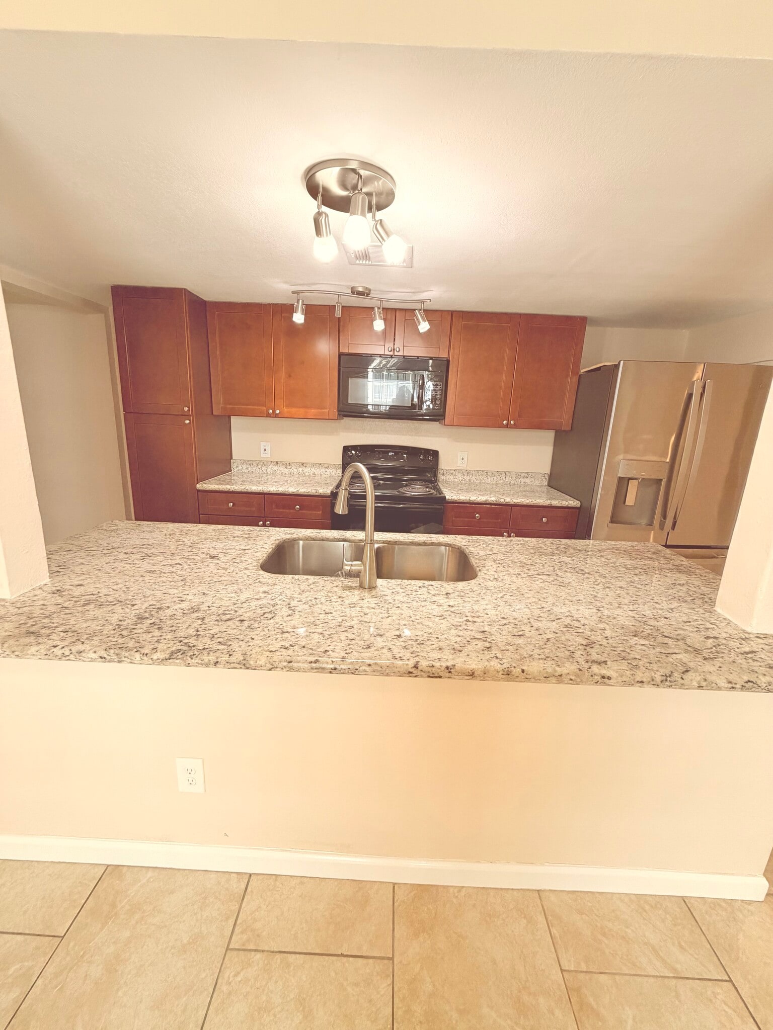 Building Photo - 12328 Ormandy St