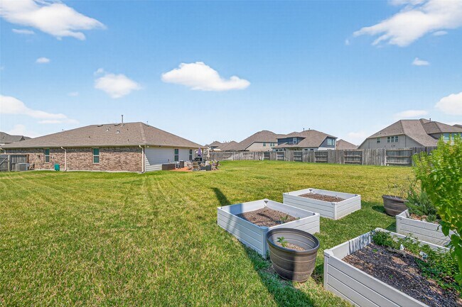 Building Photo - 15202 Davan Springs Dr