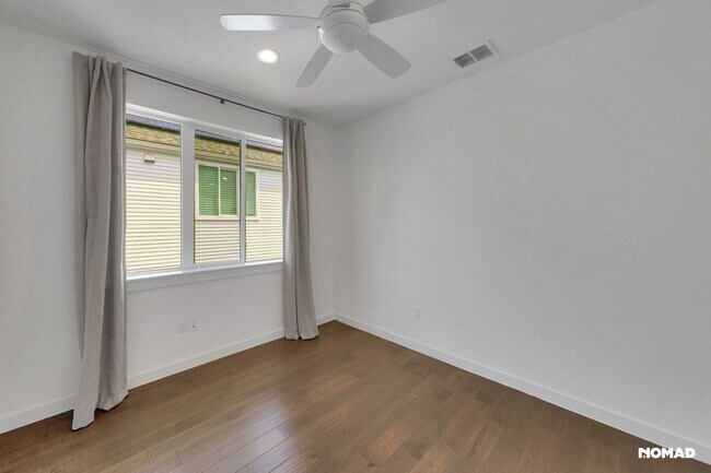 Building Photo - Charming 3BR House in East Austin - Pet Fr...