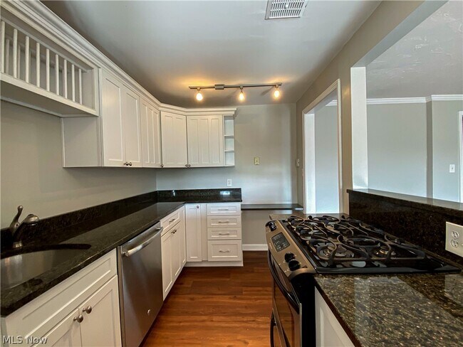 Building Photo - 12900 Lake Ave