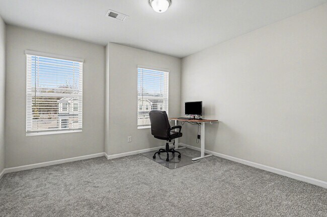 Building Photo - 8109 Overmeadow Ln