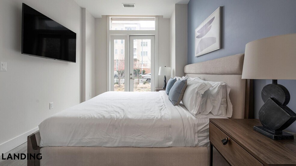 Building Photo - 2005 11th St NW