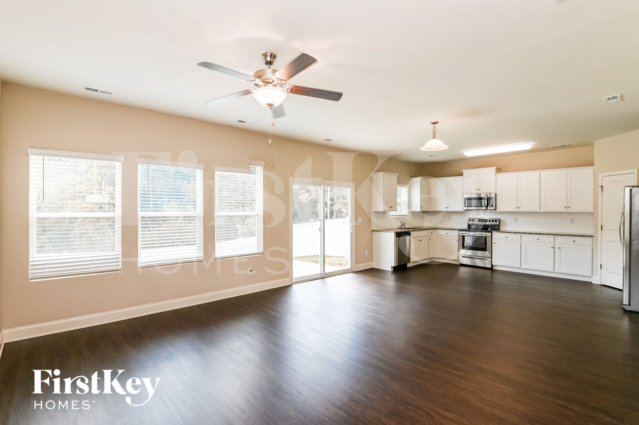 Building Photo - 9317 Sloan Forest Dr