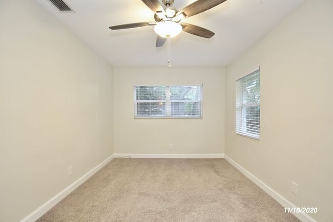 Building Photo - Beautiful 3/2 Home - College Park, Orlando...