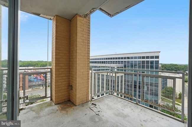 Building Photo - 6506 America Blvd